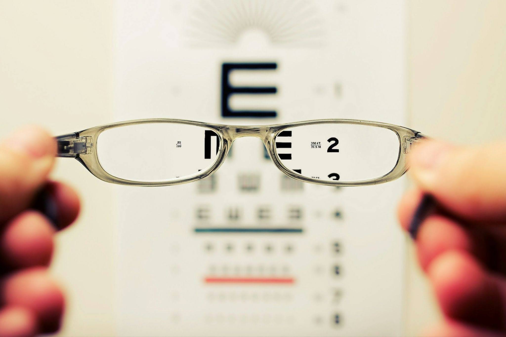 An eye test for learning drivers.
